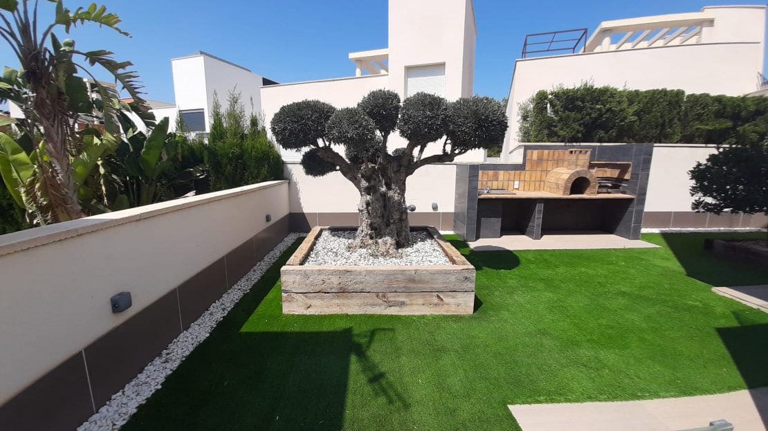 5 slaapkamer Villa te koop in San Miguel de Salinas - € 849.000 (Ref: 9590961)