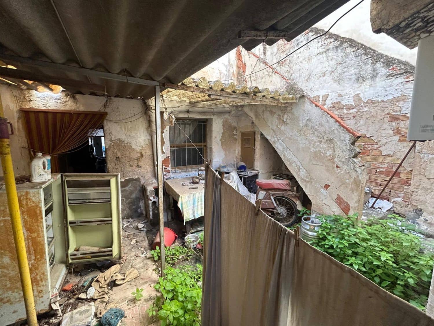 3 bedroom Townhouse for sale in Albatera - € 50,000 (Ref: 9590967)