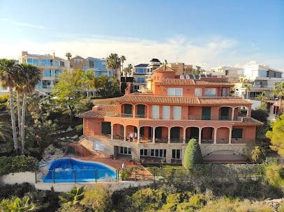 7 bedroom Villa for sale in Alicante / Alacant city - € 4,120,000 (Ref: 9690365)