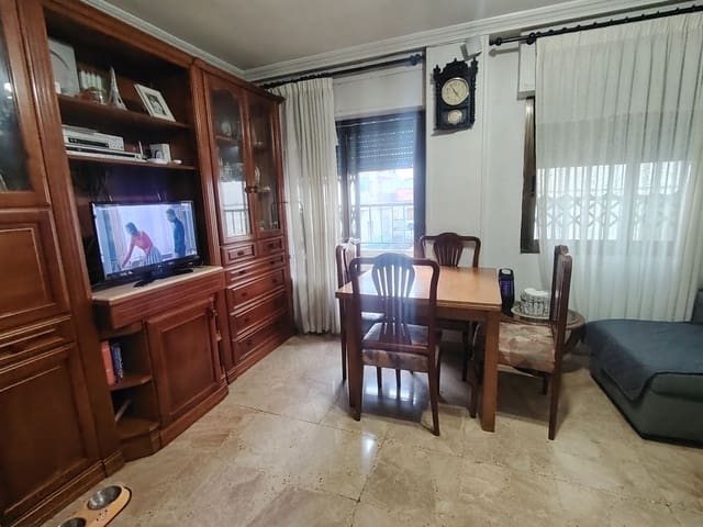 4 makuuhuone Omakotitalo myytävänä paikassa Crevillente / Crevillent - 180 000 € (Ref: 9770391)