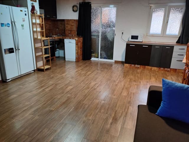 3 makuuhuone Asunto myytävänä paikassa Crevillente / Crevillent - 130 000 € (Ref: 9785992)