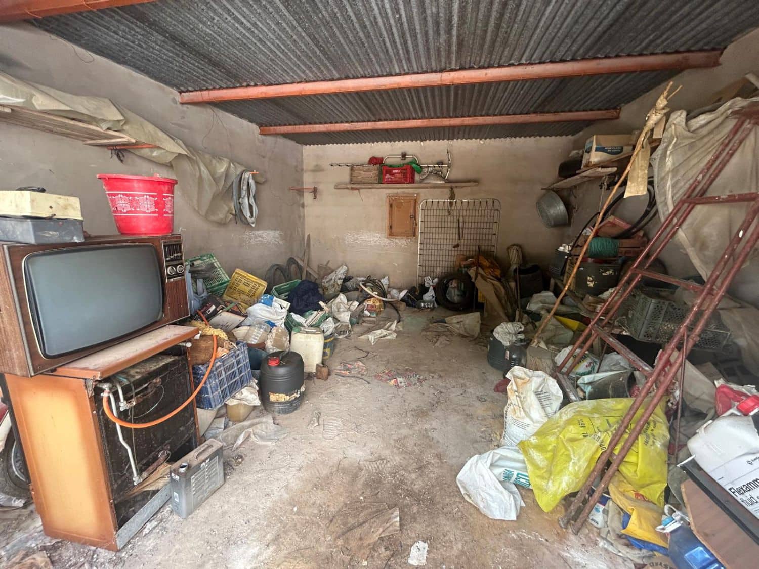 5 makuuhuone Maalaistalo myytävänä paikassa Crevillente / Crevillent mukana 
autotalli - 195 000 € (Ref: 9788243)