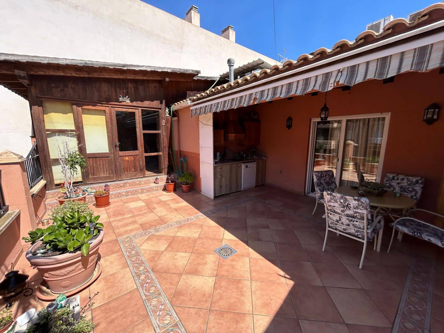 4 soveværelse Byhus til salg i Crevillente / Crevillent med garage - € 490.000 (Ref: 9790839)