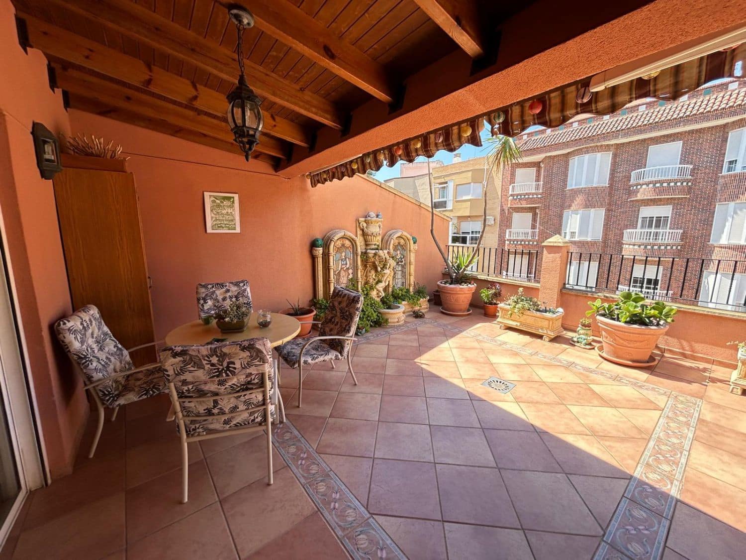 4 soveværelse Byhus til salg i Crevillente / Crevillent med garage - € 490.000 (Ref: 9790839)