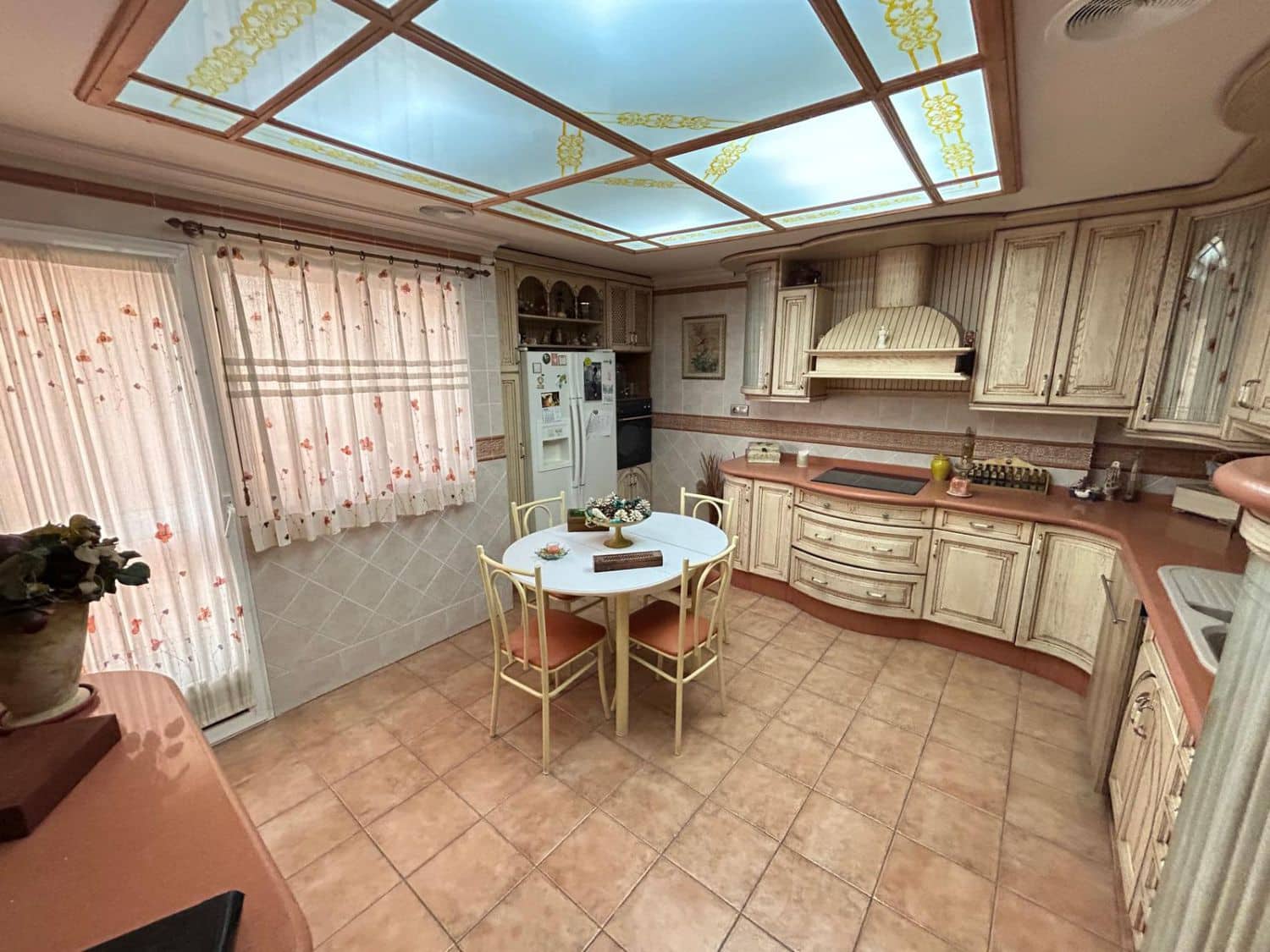 4 soveværelse Byhus til salg i Crevillente / Crevillent med garage - € 490.000 (Ref: 9790839)