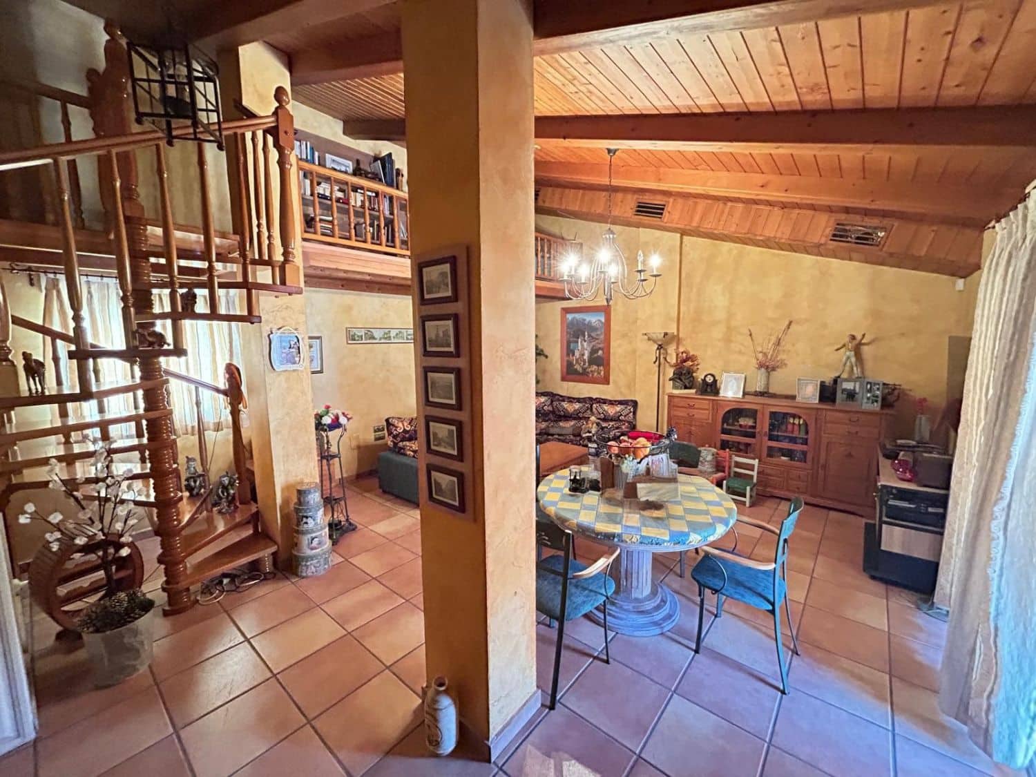 4 soveværelse Byhus til salg i Crevillente / Crevillent med garage - € 490.000 (Ref: 9790839)