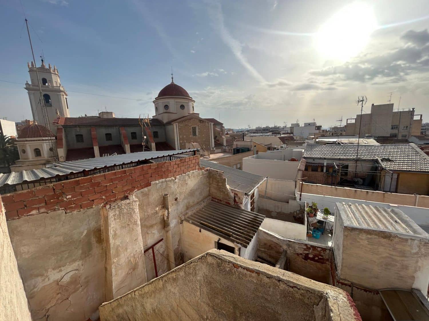 5 slaapkamer Huis te koop in Crevillente / Crevillent - € 56.000 (Ref: 9807835)