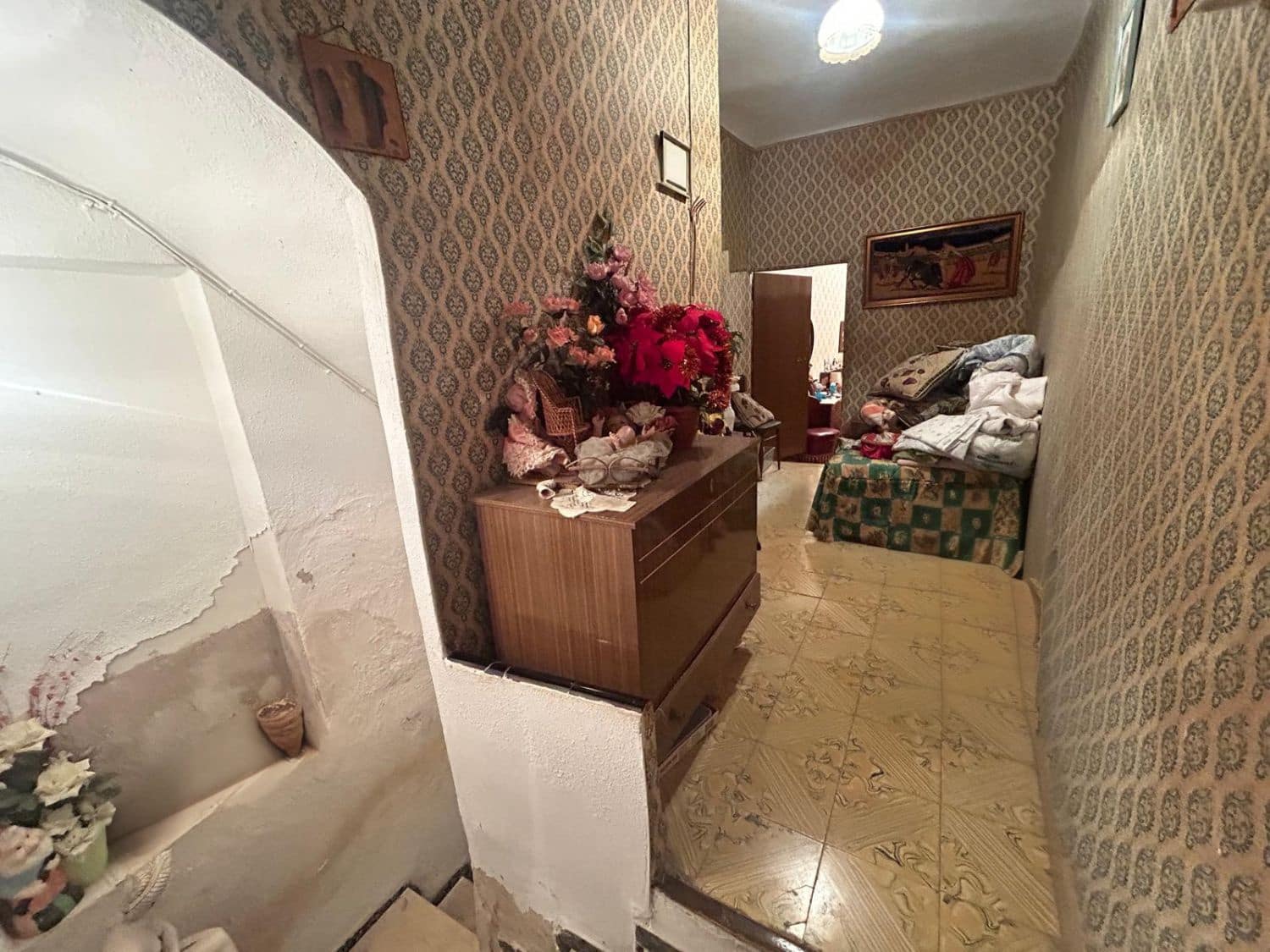 5 slaapkamer Huis te koop in Crevillente / Crevillent - € 56.000 (Ref: 9807835)