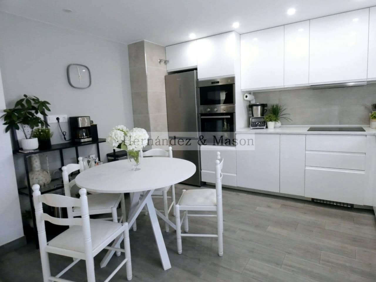 4 camera da letto Villetta Bifamiliare in vendita in Benalmadena con garage - 695.000 € (Rif: 10048627)