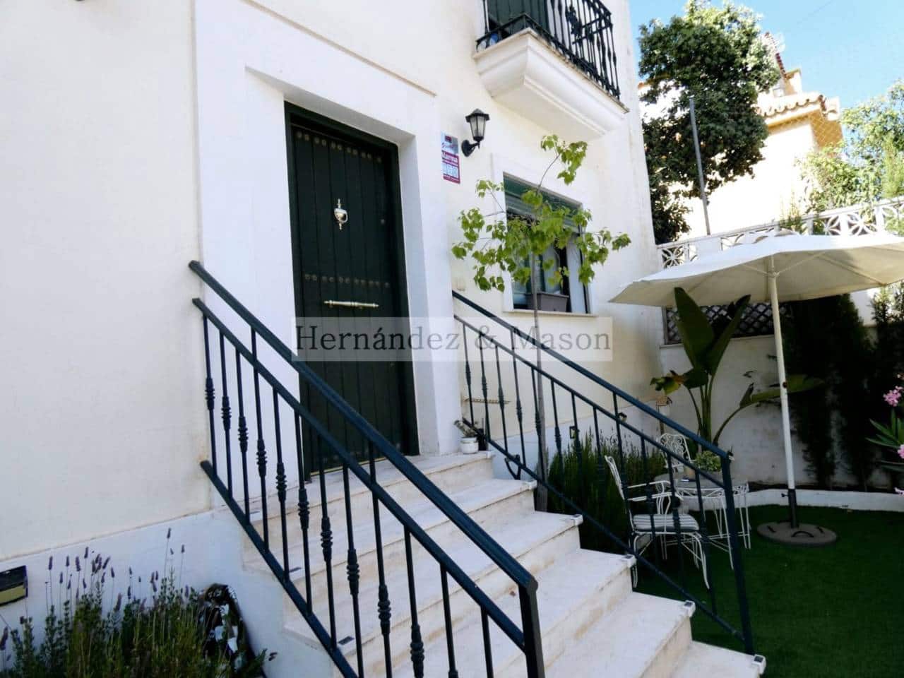 4 camera da letto Villetta Bifamiliare in vendita in Benalmadena con garage - 695.000 € (Rif: 10048627)