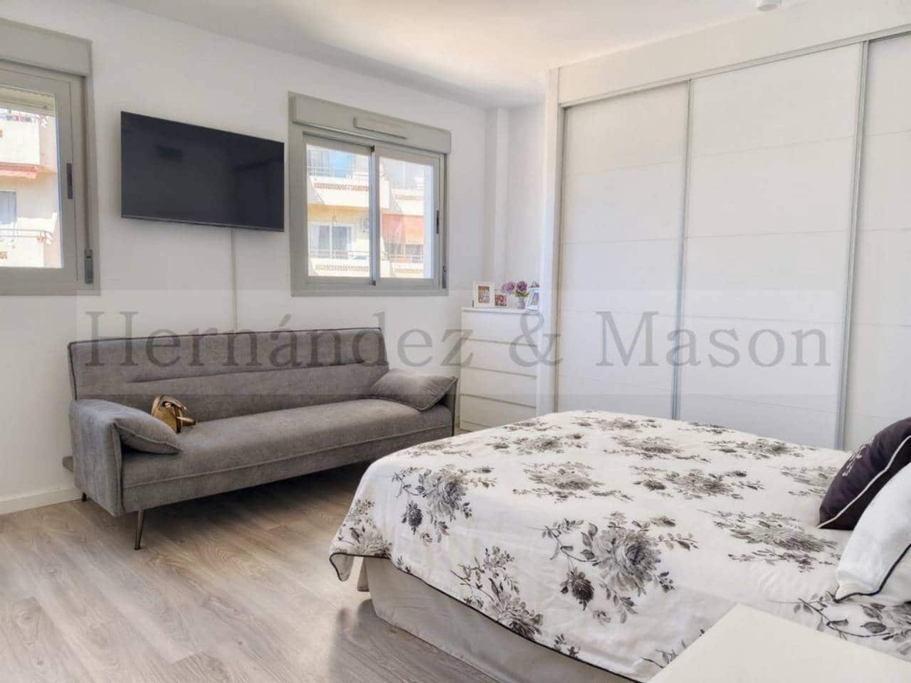2 sypialnia Penthouse na sprzedaż w Torremolinos z basenem garażem - 560 000 € (Ref: 10101153)