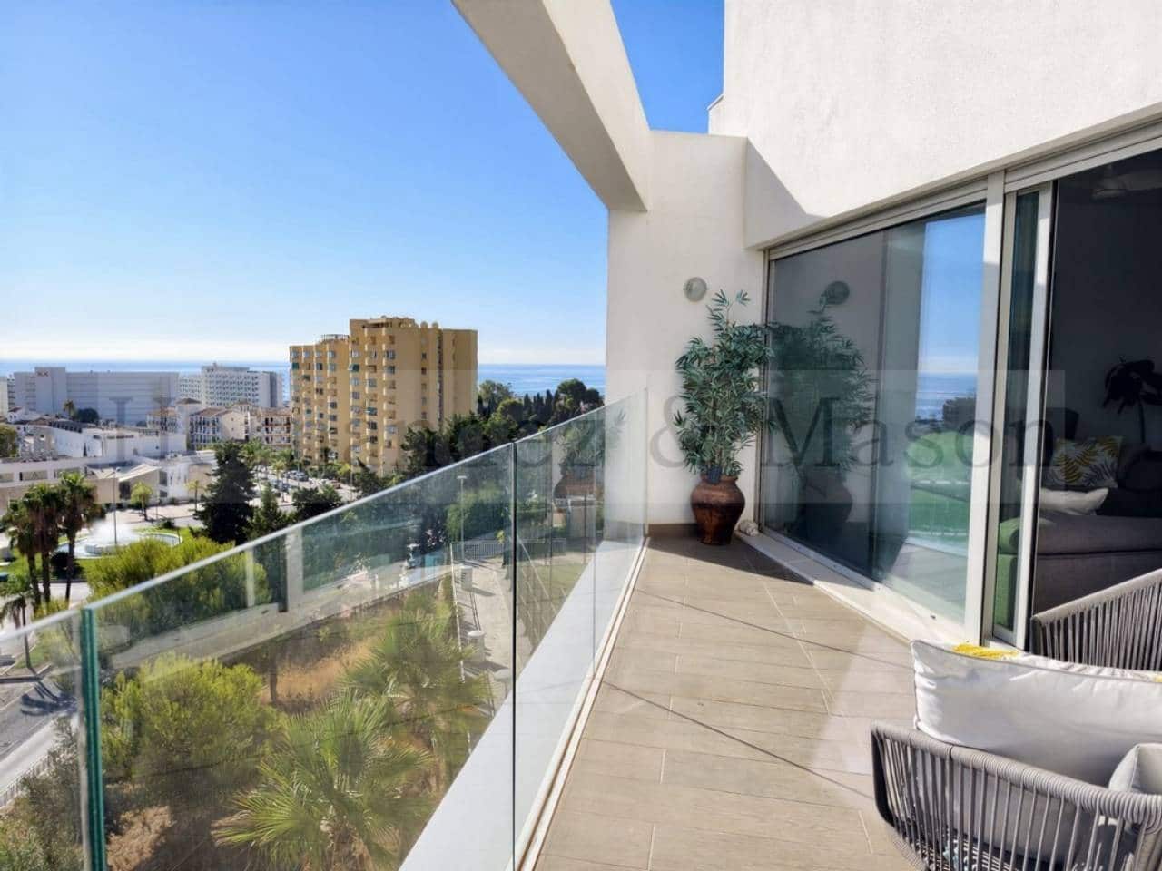 2 sypialnia Penthouse na sprzedaż w Torremolinos z basenem garażem - 560 000 € (Ref: 10101153)