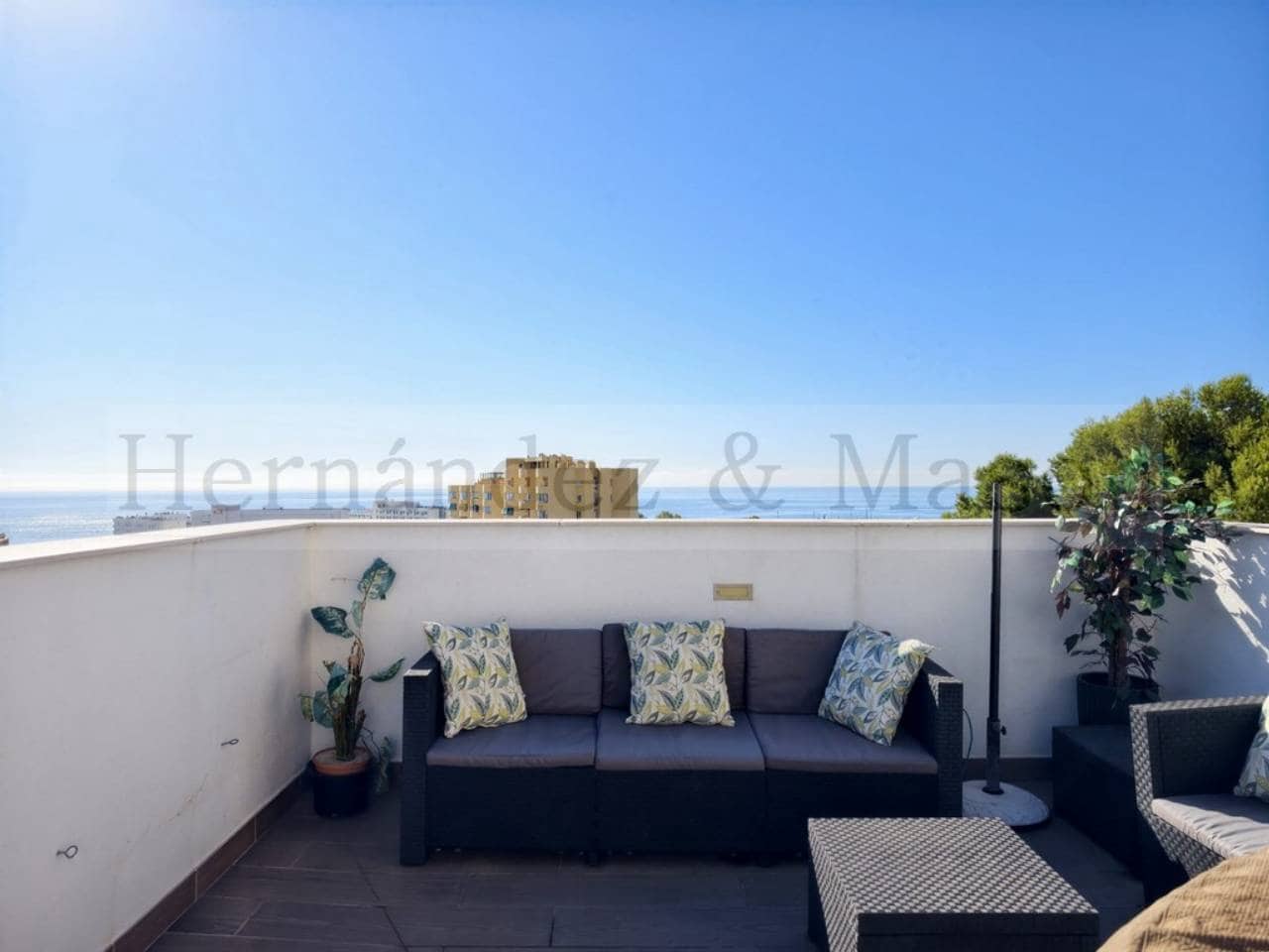 2 sypialnia Penthouse na sprzedaż w Torremolinos z basenem garażem - 560 000 € (Ref: 10101153)