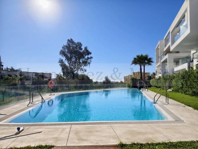 2 sypialnia Penthouse na sprzedaż w Torremolinos z basenem garażem - 560 000 € (Ref: 10101153)