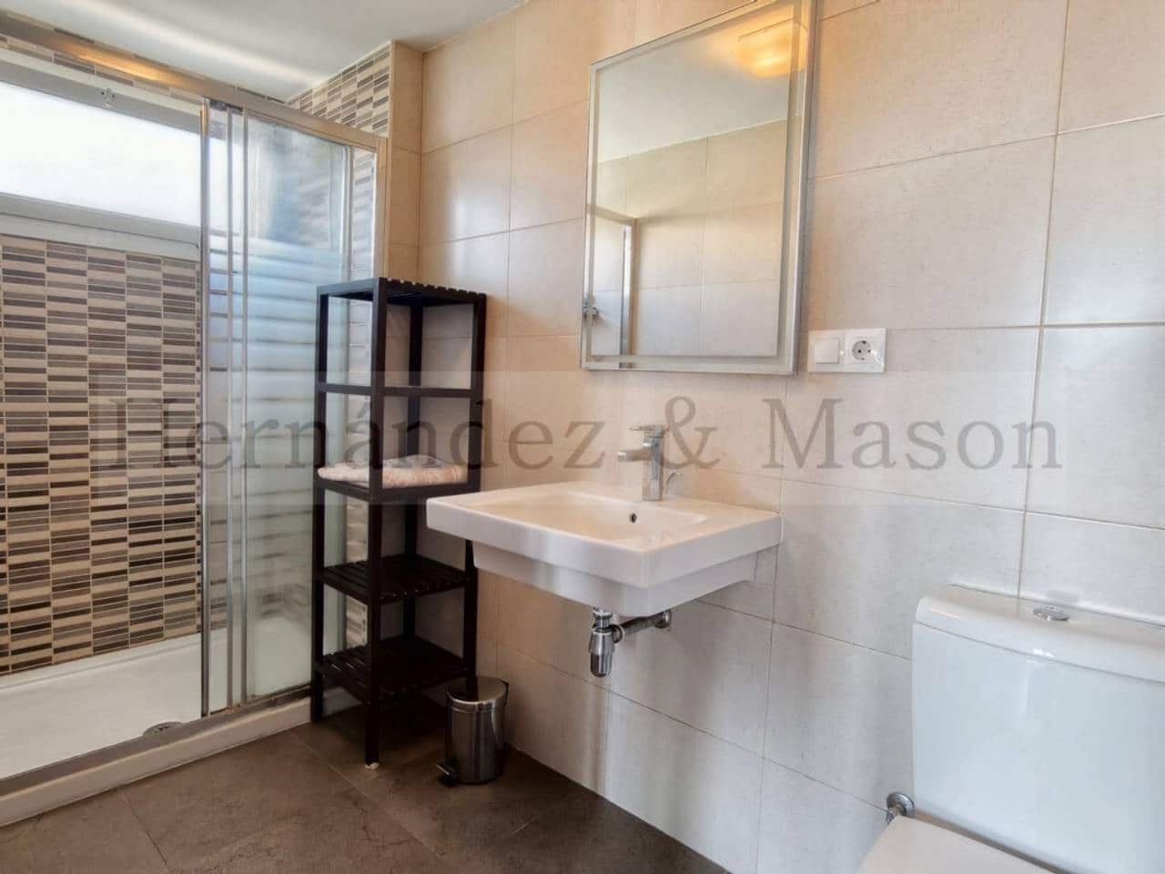 1 soverom Leilighet til salgs i Torremolinos med svømmebasseng garasje - € 219 500 (Ref: 10141586)