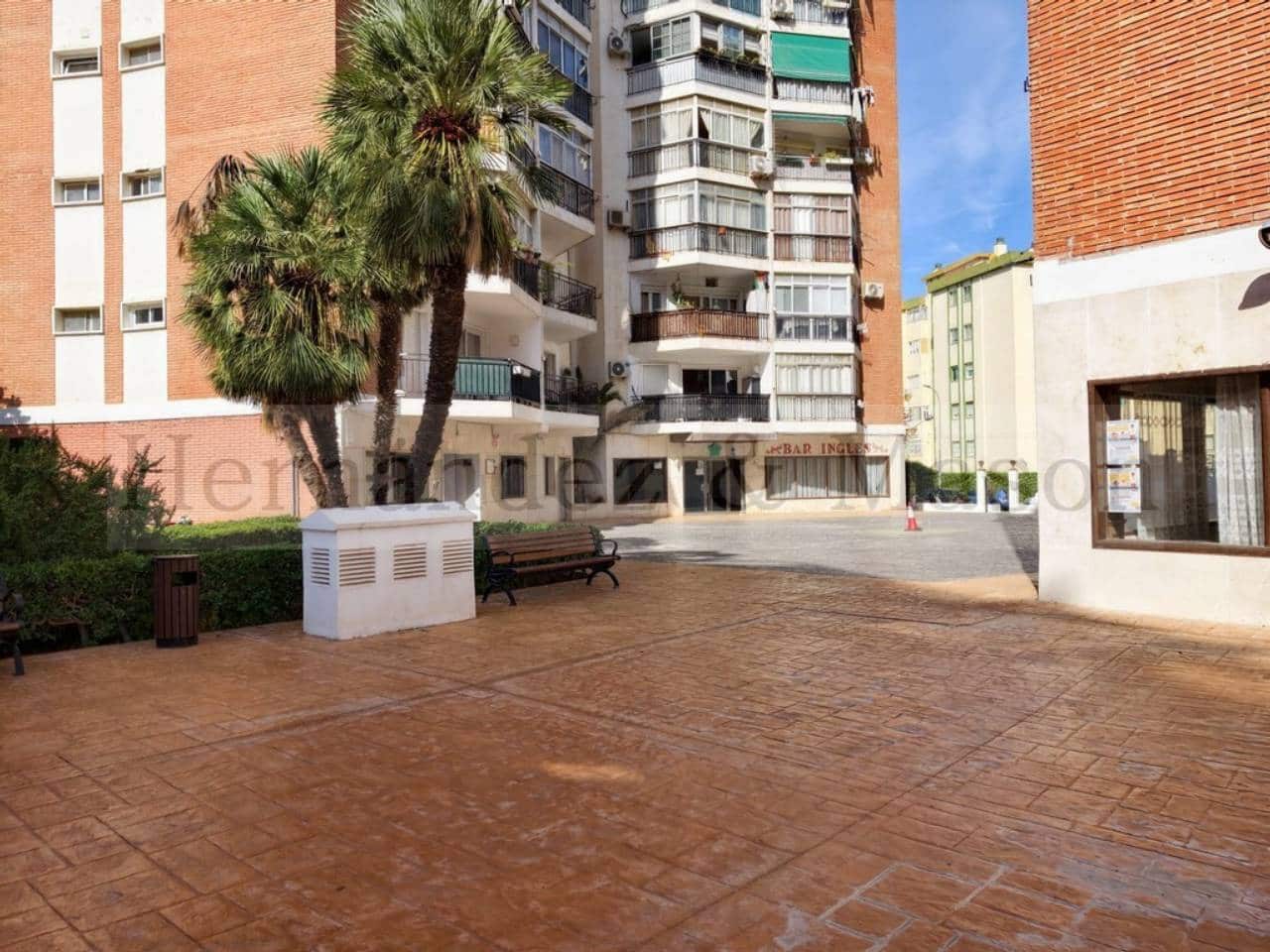 1 soverom Leilighet til salgs i Torremolinos med svømmebasseng garasje - € 219 500 (Ref: 10141586)