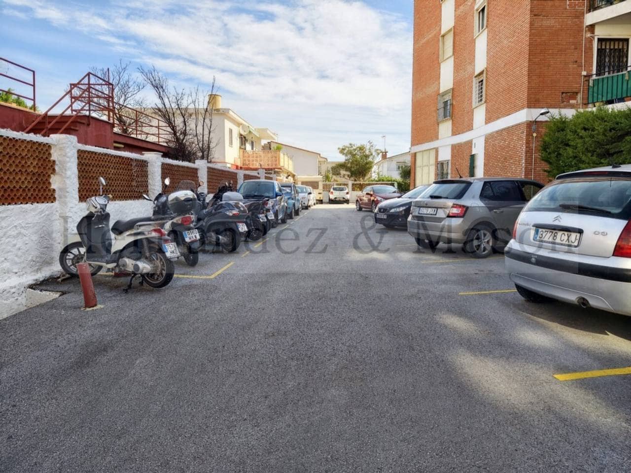 1 soverom Leilighet til salgs i Torremolinos med svømmebasseng garasje - € 219 500 (Ref: 10141586)