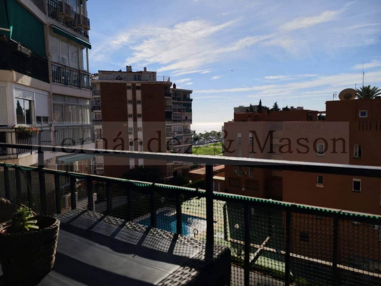 1 soverom Leilighet til salgs i Torremolinos med svømmebasseng garasje - € 219 500 (Ref: 10141586)