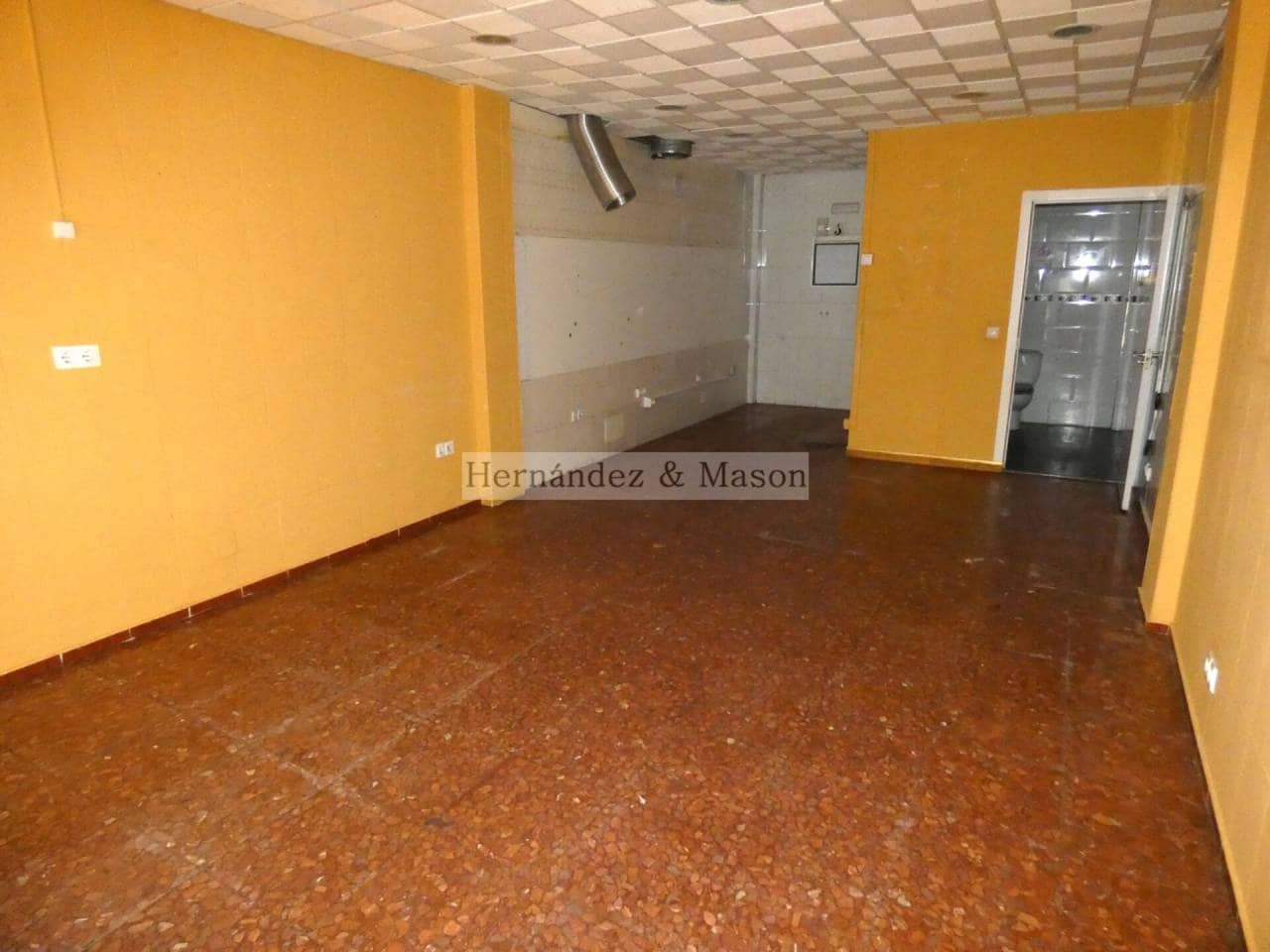 Erhverv til salg i Torremolinos - € 168.000 (Ref: 3869753)