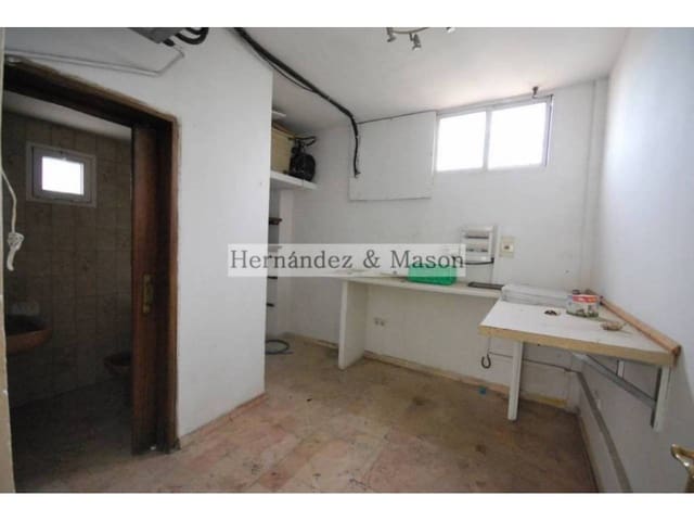 Kommersiell til salgs i Benalmádena - € 215 000 (Ref: 3869770)