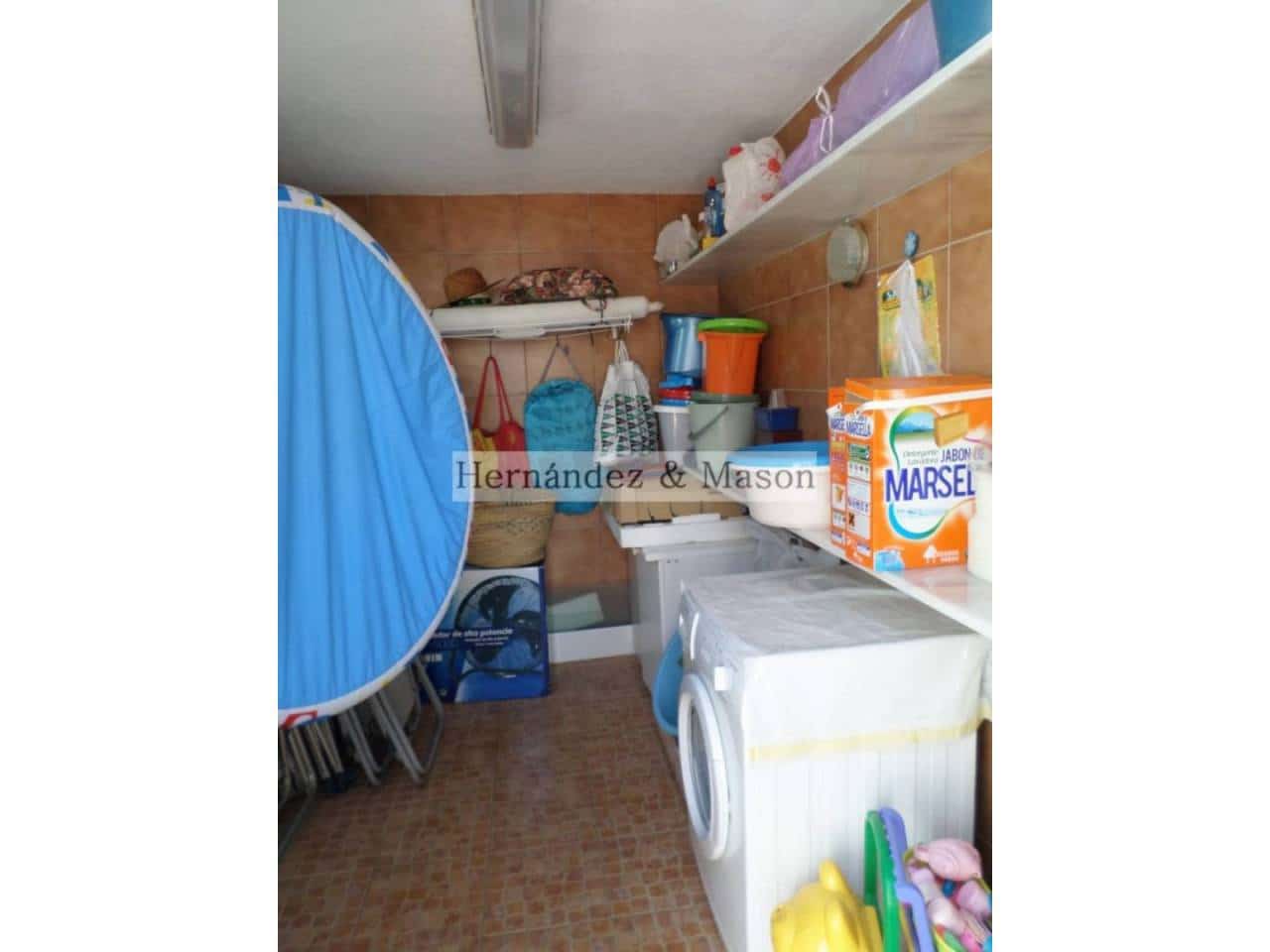 4 bedroom Villa for sale in Benalmadena with pool garage - € 1,150,000 (Ref: 3869817)