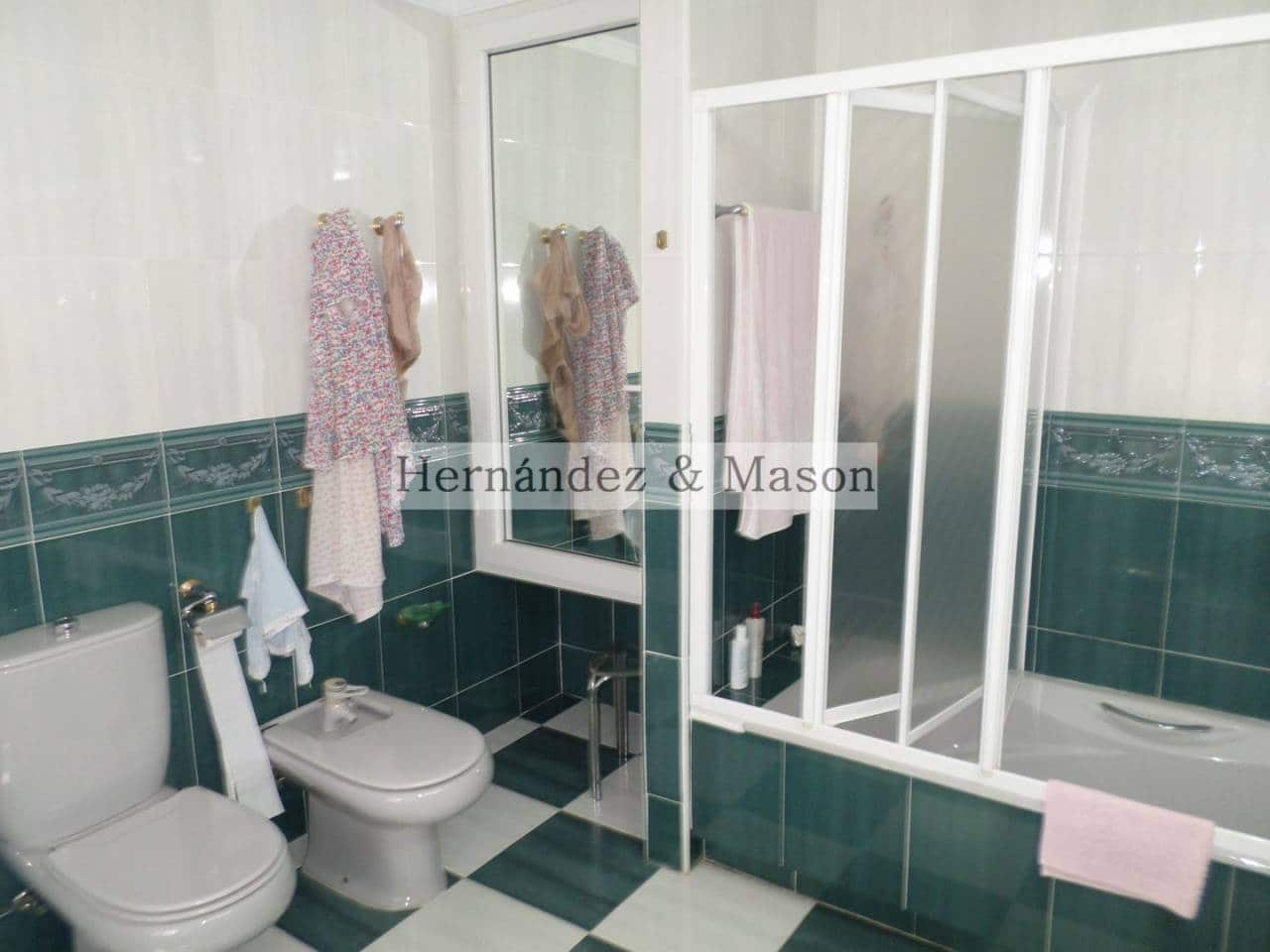 4 bedroom Villa for sale in Benalmadena with pool garage - € 1,150,000 (Ref: 3869817)