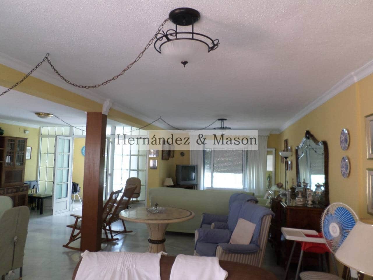 4 bedroom Villa for sale in Benalmadena with pool garage - € 1,150,000 (Ref: 3869817)