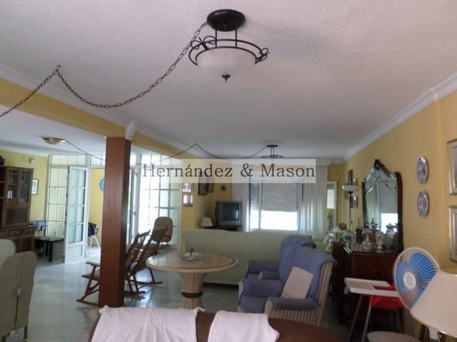 4 sypialnia Willa na sprzedaż w Puerto Marina, Benalmádena z basenem garażem - 1 150 000 € (Ref: 3869817)