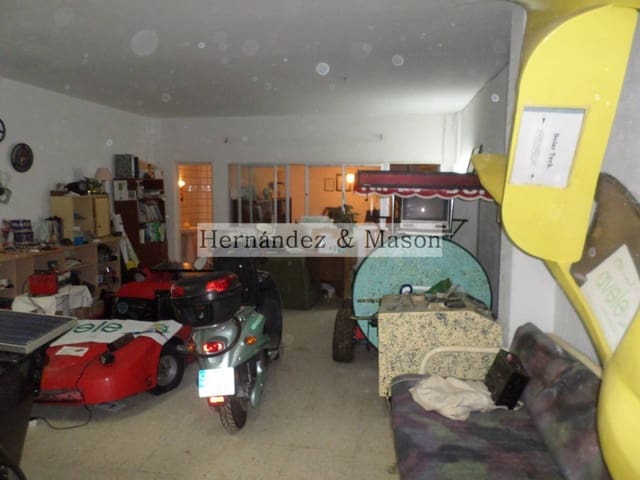 Kaupallinen myytävänä paikassa Torremolinos - 139 000 € (Ref: 3870007)