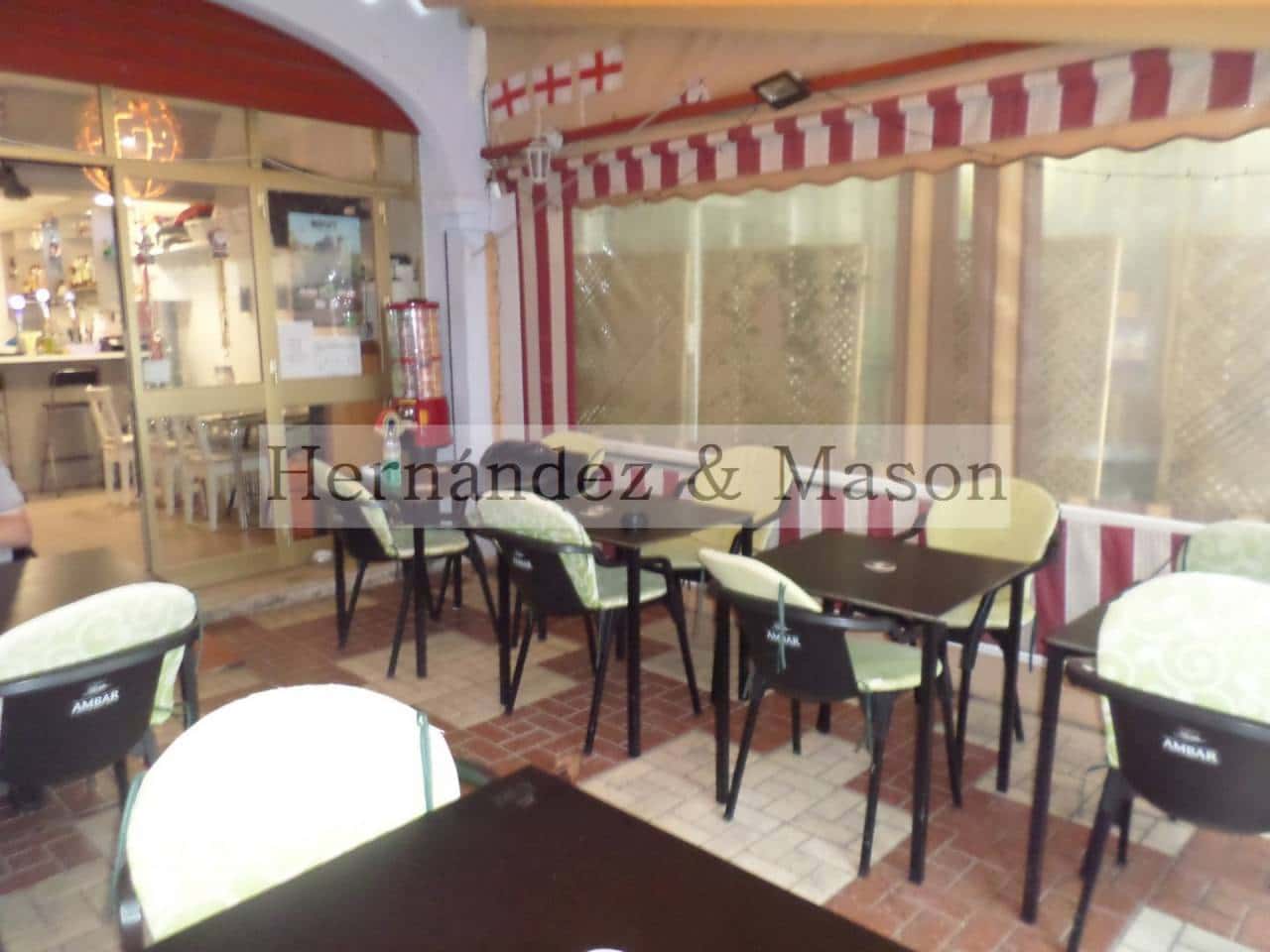 Erhverv til salg i Torremolinos - € 180.000 (Ref: 4026868)