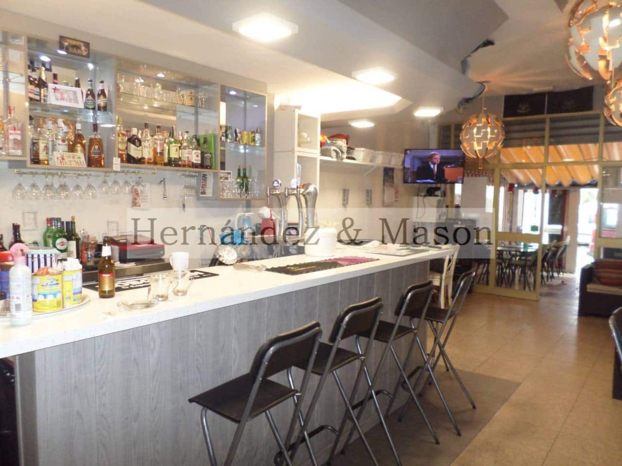 Erhverv til salg i Torremolinos - € 180.000 (Ref: 4026868)