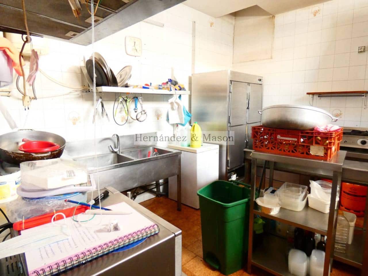 Restaurant/Bar til salgs i Torremolinos - € 250 000 (Ref: 6414582)