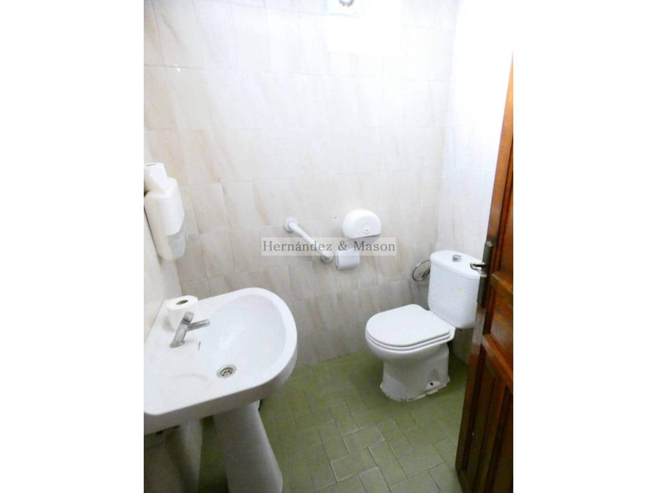 Restaurant/Bar til salgs i Torremolinos - € 250 000 (Ref: 6414582)