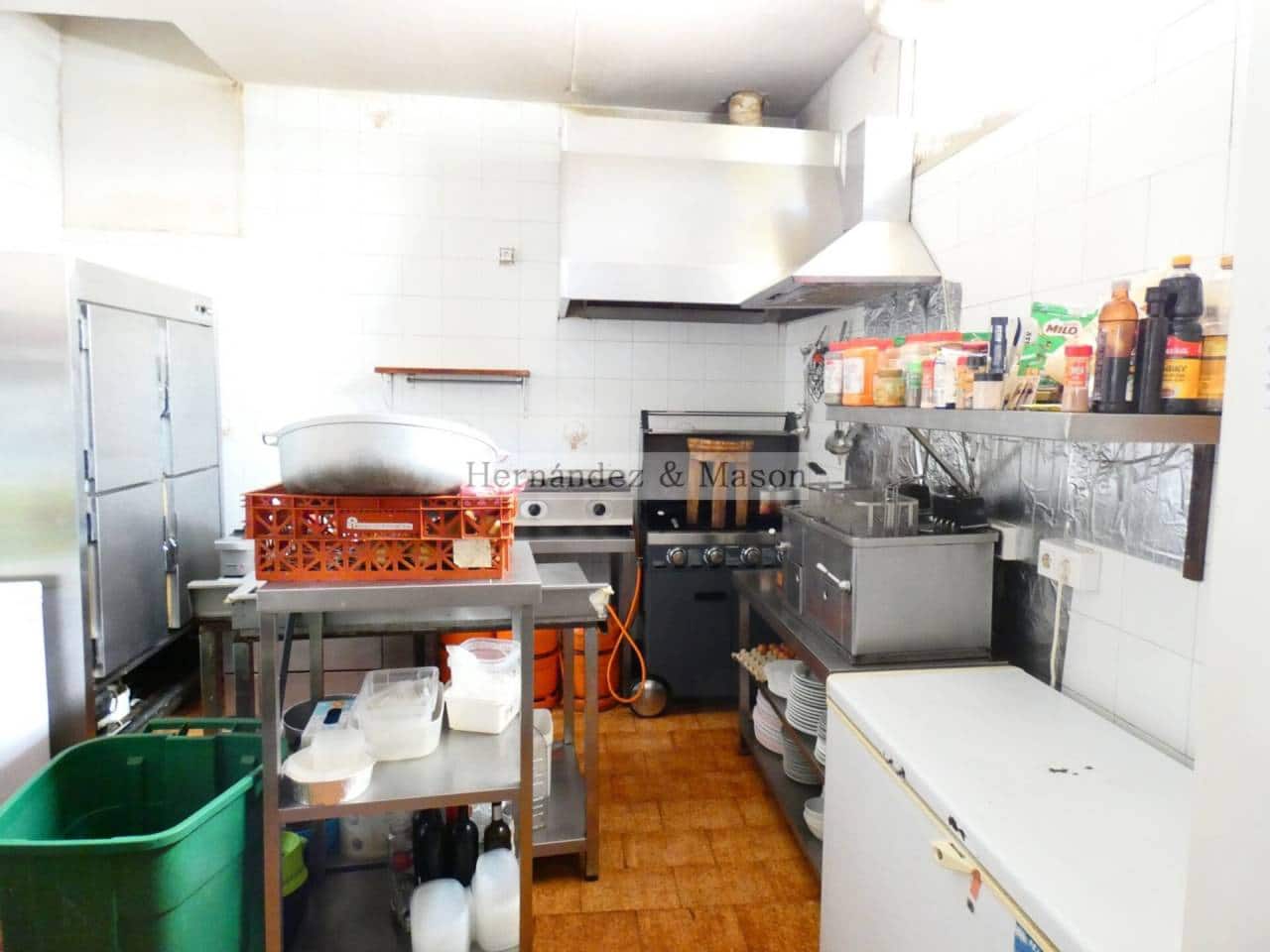 Restaurant/Bar til salgs i Torremolinos - € 250 000 (Ref: 6414582)