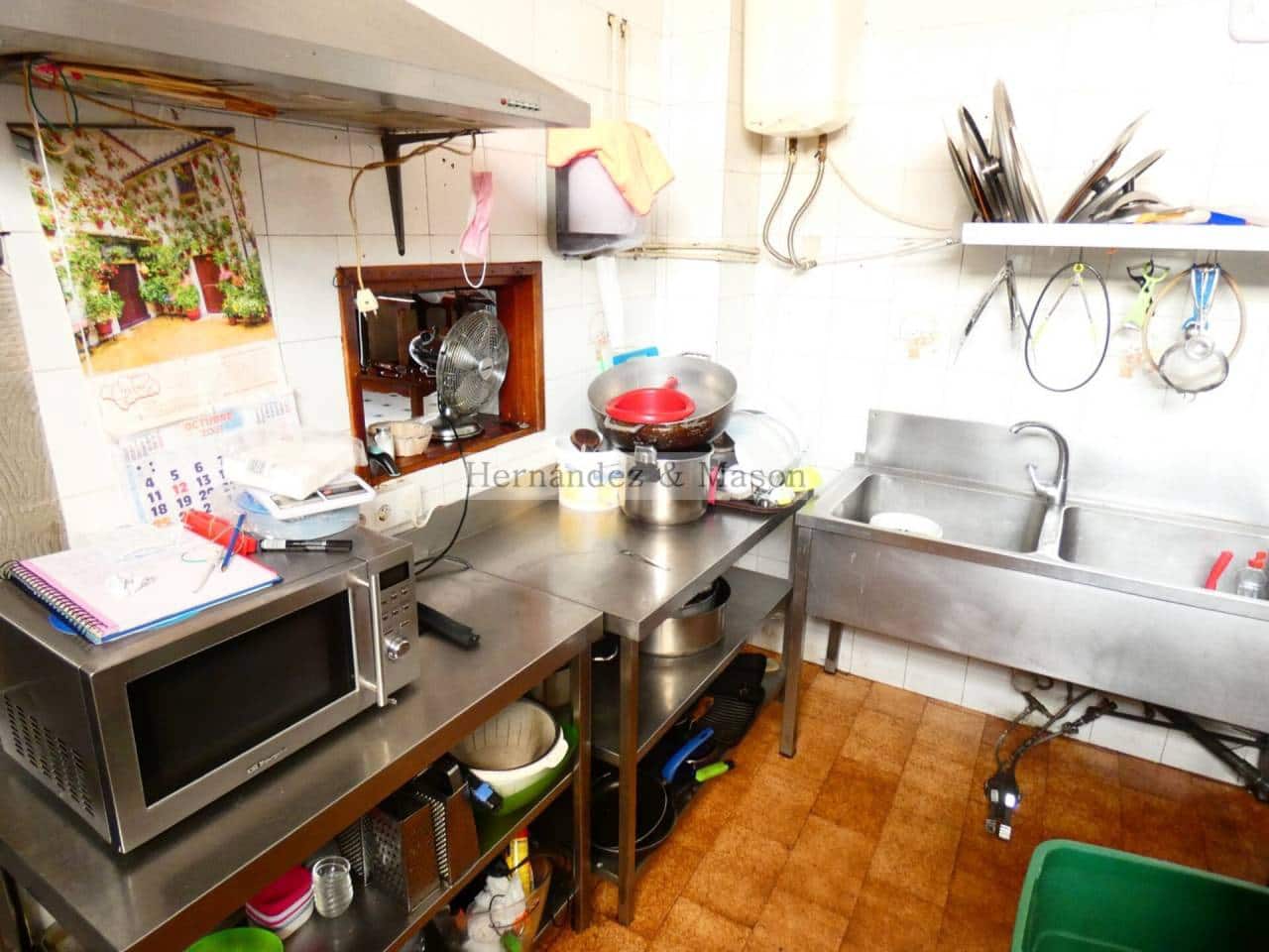 Restaurant/Bar til salgs i Torremolinos - € 250 000 (Ref: 6414582)