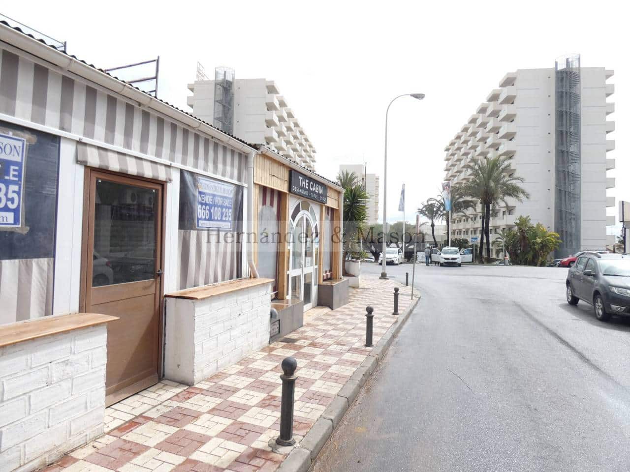 Kaupallinen vuokrattavana paikassa Torremolinos - 1 000 € (Ref: 6717678)