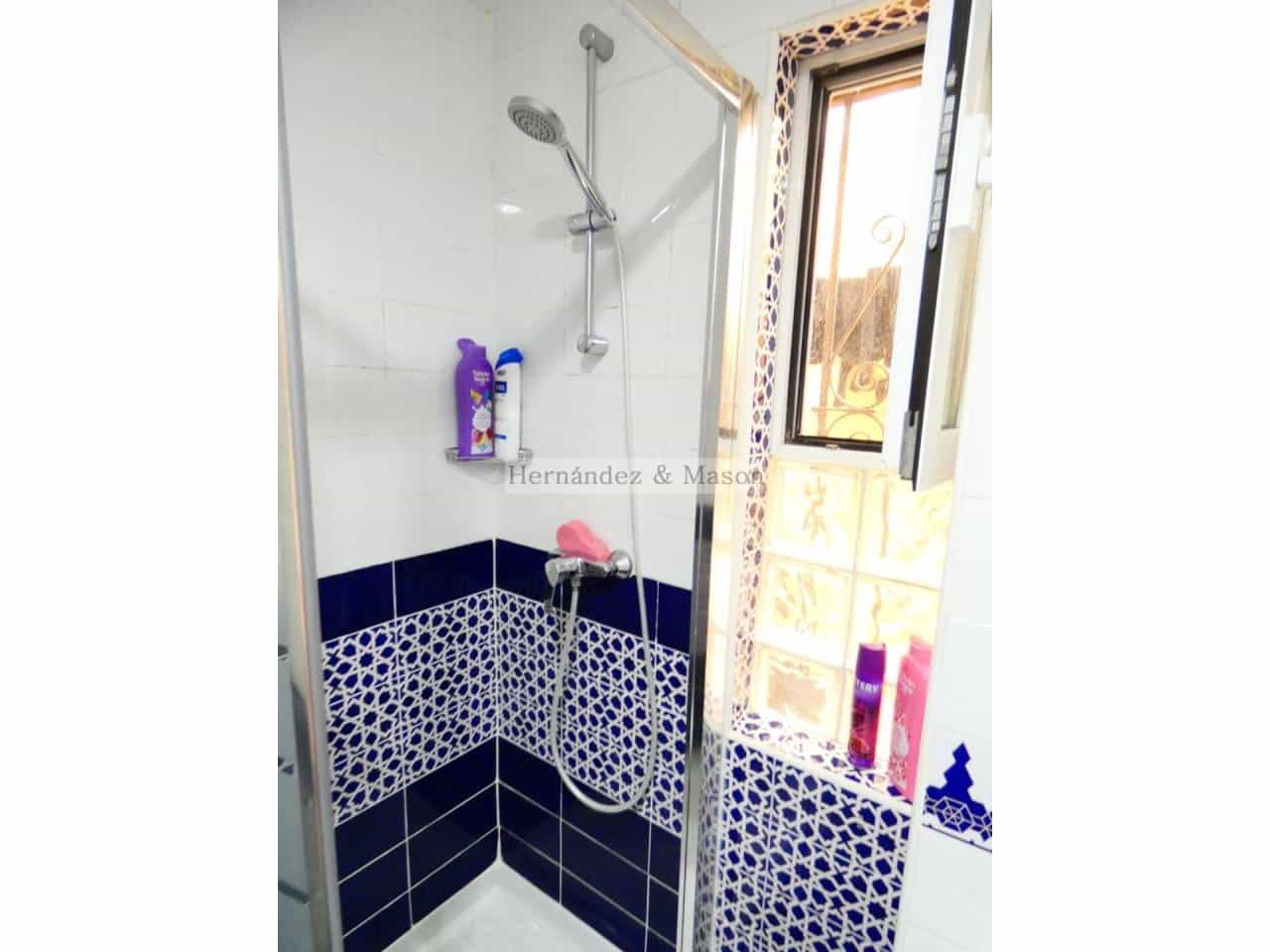 2 bedroom Flat for sale in Torremolinos with pool - € 330,000 (Ref: 6792171)