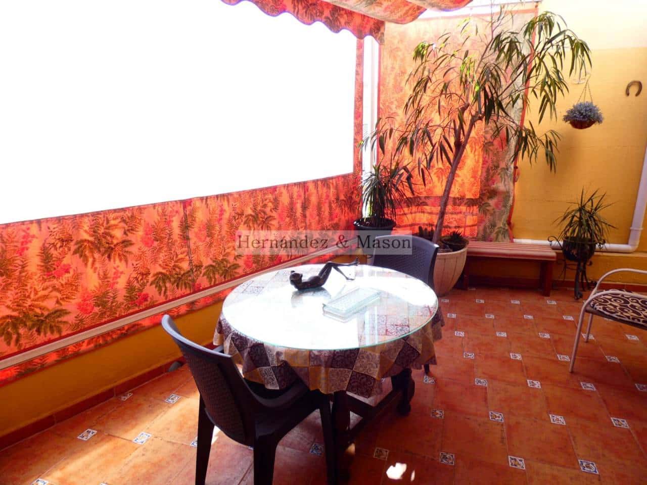 2 bedroom Flat for sale in Torremolinos with pool - € 330,000 (Ref: 6792171)