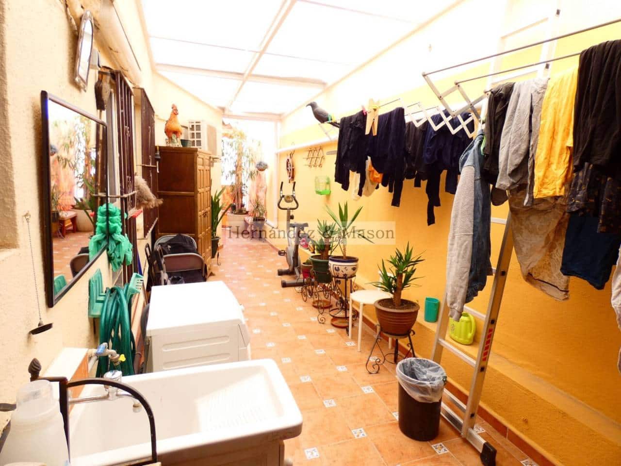 2 bedroom Flat for sale in Torremolinos with pool - € 330,000 (Ref: 6792171)