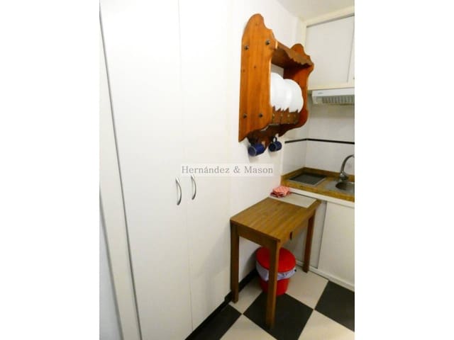 2 makuuhuone Asunto myytävänä paikassa Torremolinos mukana uima-altaan - 330 000 € (Ref: 6792171)