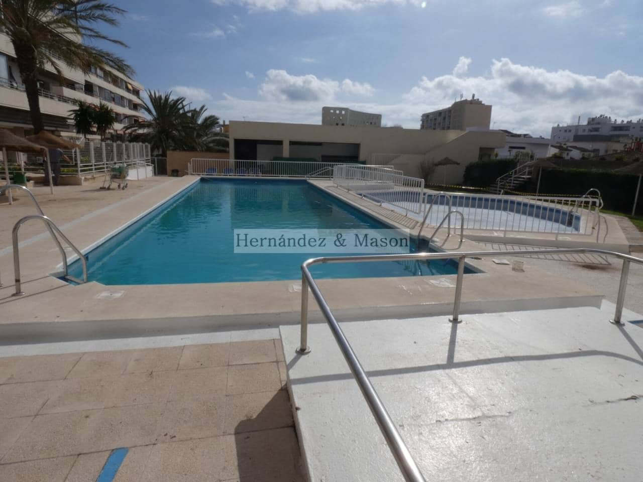 2 bedroom Flat for sale in Torremolinos with pool - € 330,000 (Ref: 6792171)