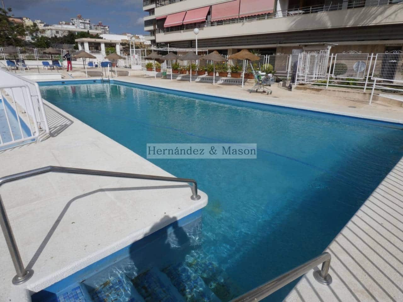 2 bedroom Flat for sale in Torremolinos with pool - € 330,000 (Ref: 6792171)
