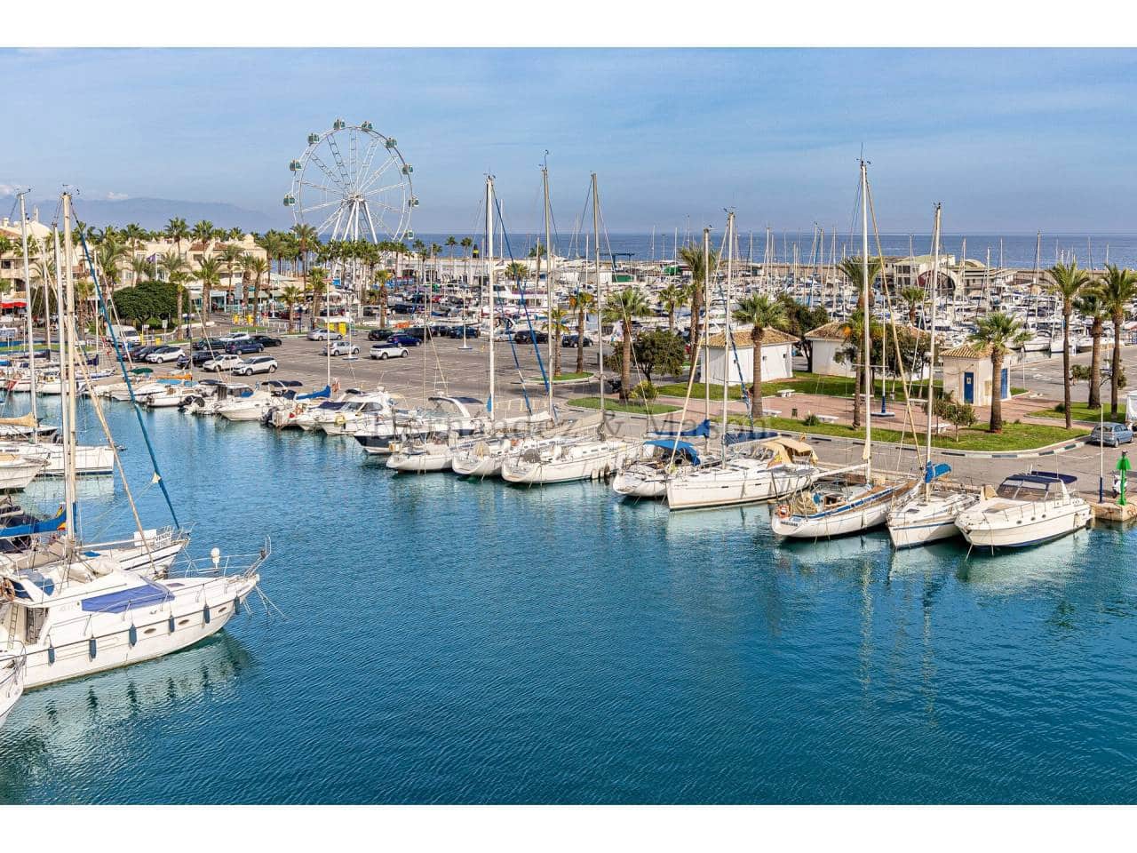 3 soverom Penthouse til salgs i Benalmadena med svømmebasseng garasje - € 1 300 000 (Ref: 7879833)