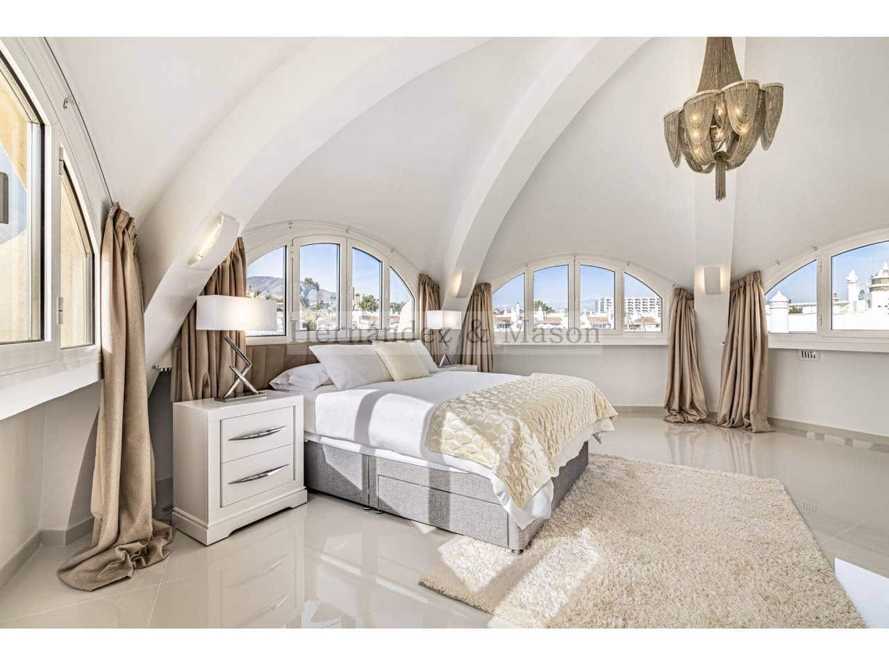 3 soverom Penthouse til salgs i Benalmadena med svømmebasseng garasje - € 1 300 000 (Ref: 7879833)