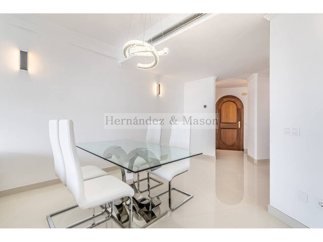 3 soverom Penthouse til salgs i Benalmadena med svømmebasseng garasje - € 1 300 000 (Ref: 7879833)