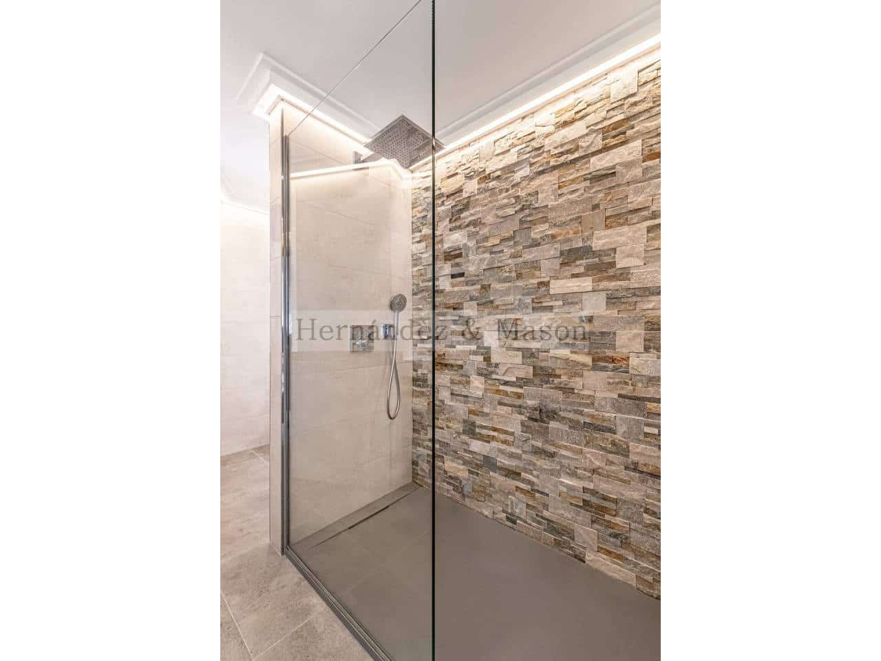 3 soverom Penthouse til salgs i Benalmadena med svømmebasseng garasje - € 1 300 000 (Ref: 7879833)