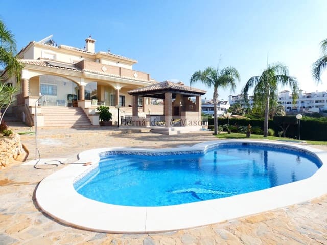4 chambre Villa/Maison à vendre à Benalmádena avec piscine garage - 1 650 000 € (Ref: 8359173)