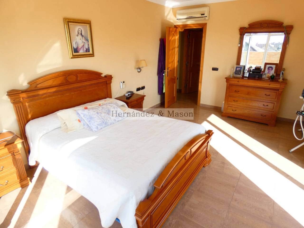 4 chambre Villa/Maison à vendre à Benalmadena avec piscine garage - 1 650 000 € (Ref: 8359173)