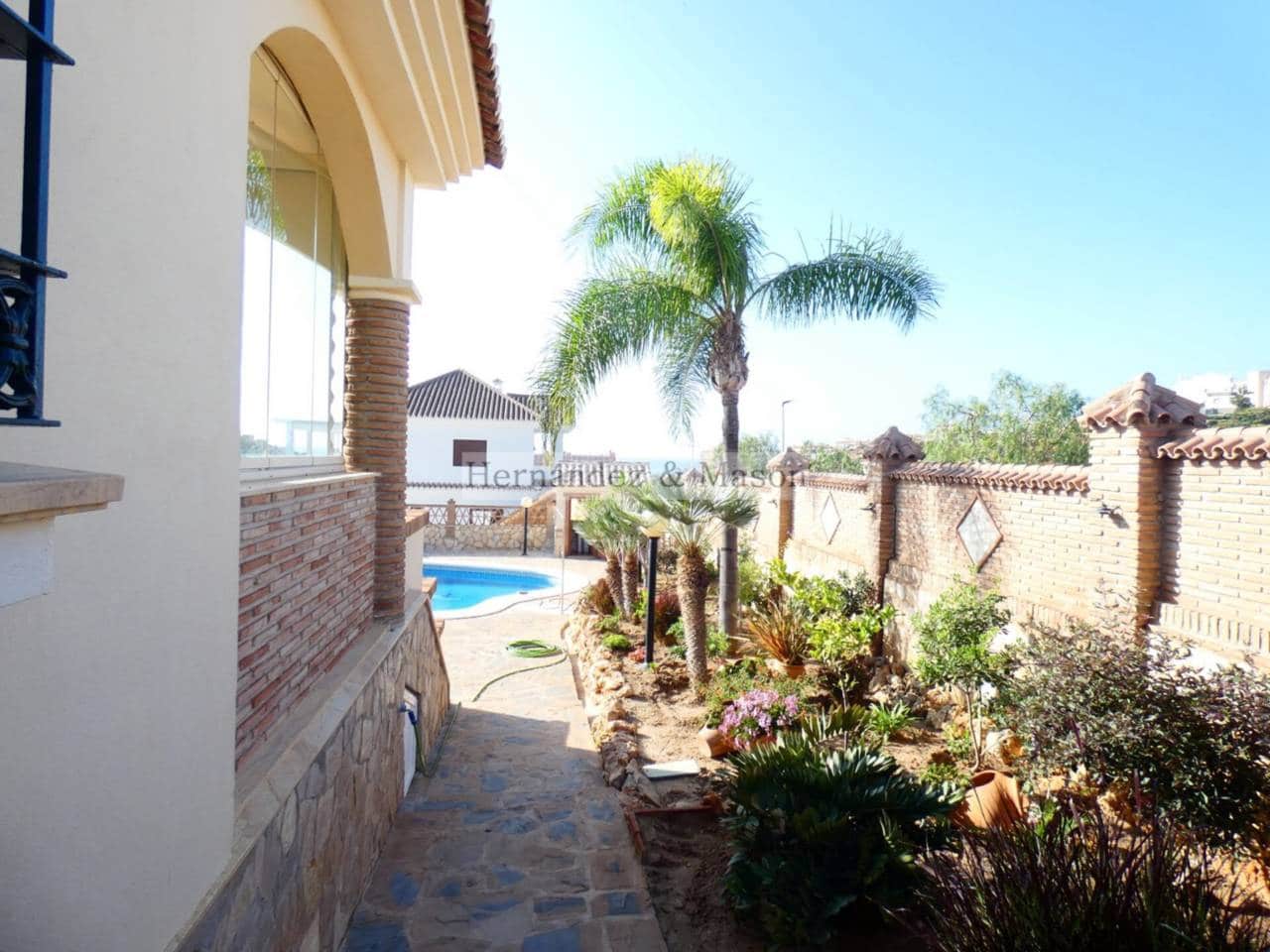 4 chambre Villa/Maison à vendre à Benalmadena avec piscine garage - 1 650 000 € (Ref: 8359173)