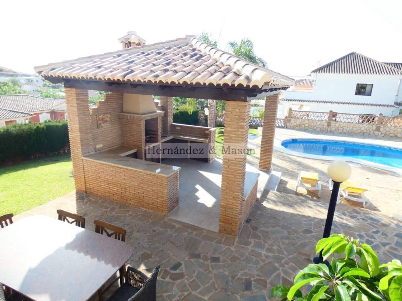 4 chambre Villa/Maison à vendre à Benalmadena avec piscine garage - 1 650 000 € (Ref: 8359173)